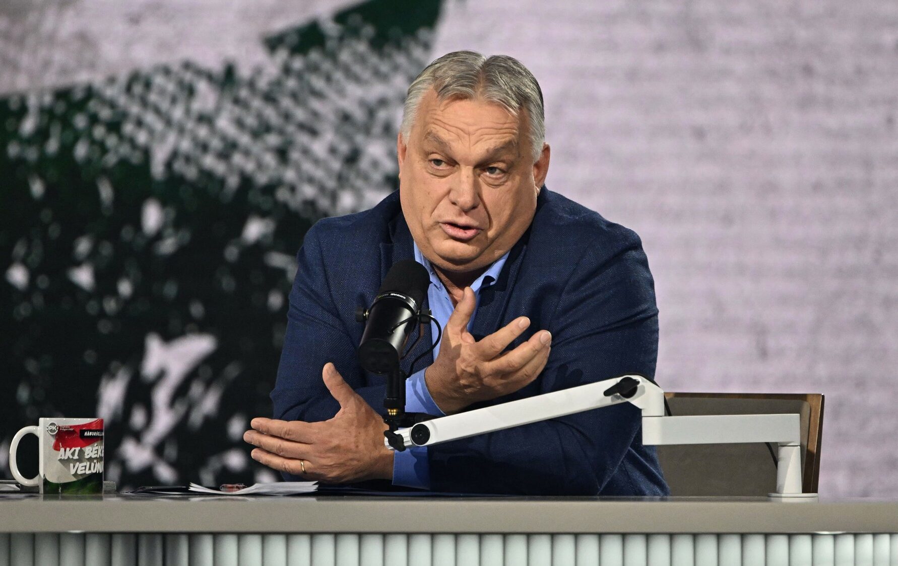 Rețeaua rusă matryoshka, acuzată de fake-news despre Orban