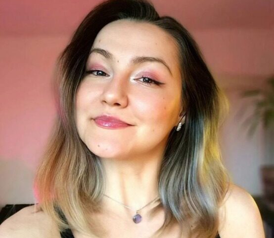 Declarații controversate generează dezbateri aprinse O serie de afirmații făcute de Oana Lasconi, auto-intitulată „activistă bolșevică”, au stârnit un val de reacții în spațiul public