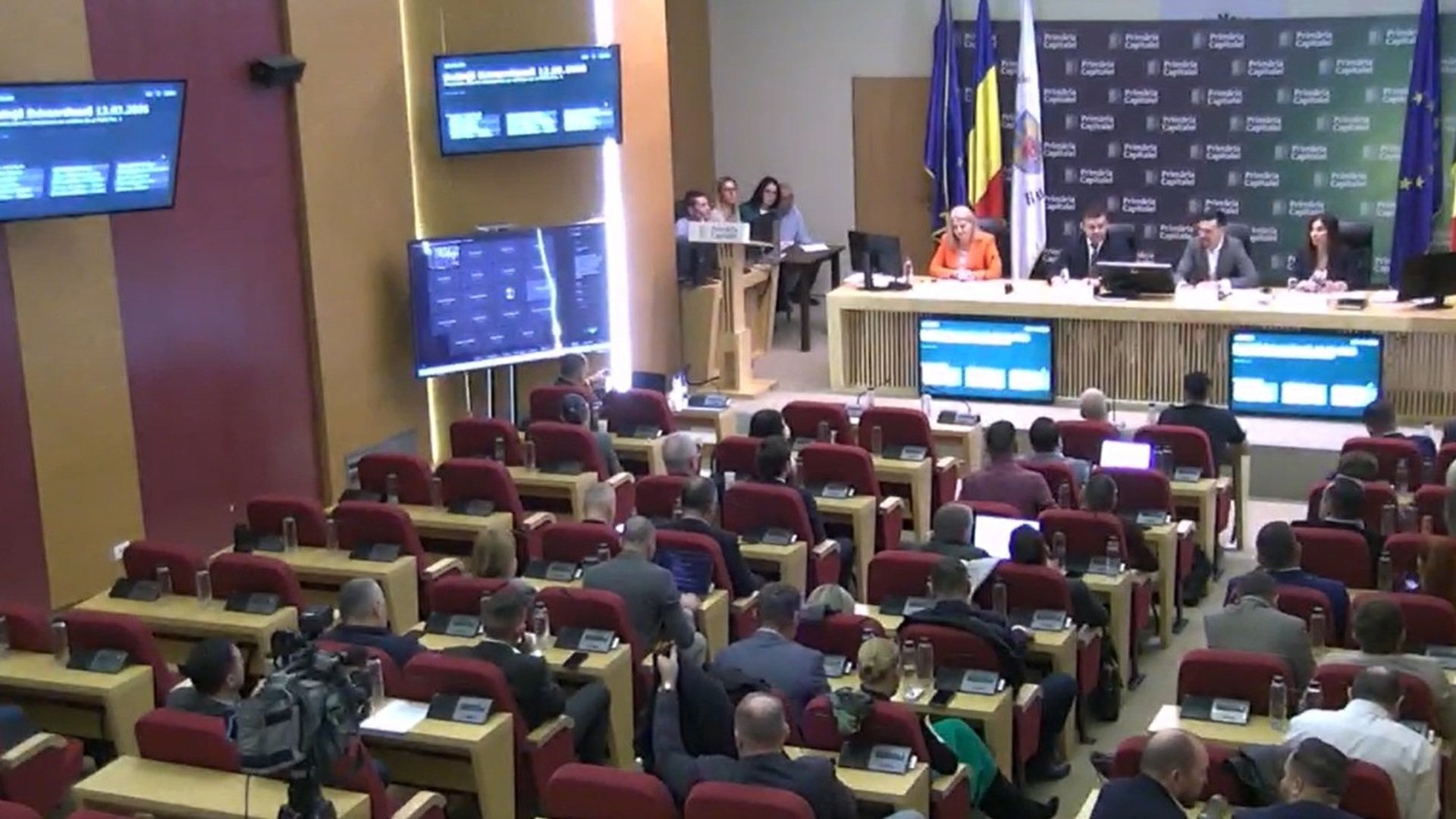 Consiliul General al Municipiului București a aprobat proiectul „Plătești câtă căldură primești” În cadrul ședinței de vineri, 13 martie, Consiliul General al Municipiului București (CGMB) a adoptat proiectul de hotărâre „Plătești câtă căldură primești”