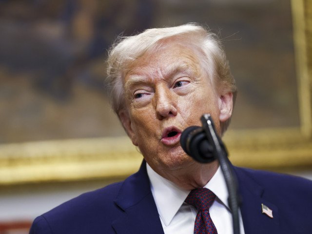 Iranul ia în calcul boicotarea Cupei Mondiale din 2026 Cu mai puțin de o sută de zile până la startul Cupei Mondiale de Fotbal din 2026, care va avea loc în Statele Unite, Mexic și Canada, se ridică semne de întrebare cu privire la participarea Iranului