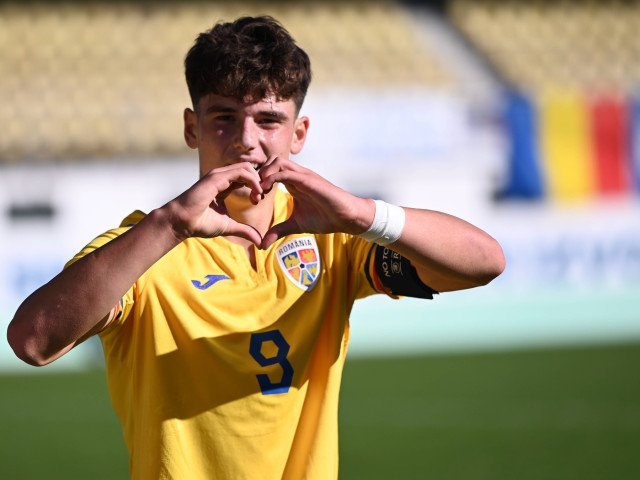 „Cristiano Ronaldo de România” ratează FCSB, dar intră în vederile lui Mircea Lucescu Fotbalul românesc este martorul unei noi răsturnări de situație în privința transferurilor
