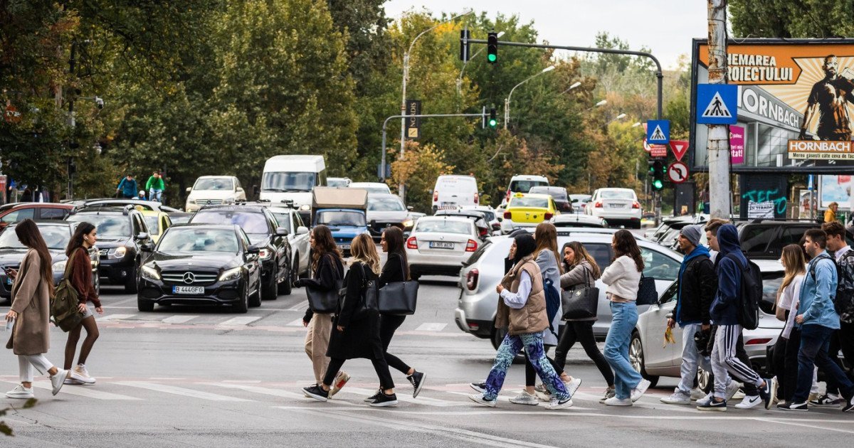 Economia României, între creștere artificială și noile crize România se confruntă cu noi provocări economice, pe fondul unui trecut recent marcat de creșteri salariale accelerate și a unui context internațional instabil