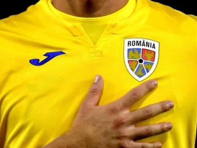Fotbalistul X a primit undă verde de la FIFA: poate juca pentru România Fotbalistul X, care în trecut părea că a rupt orice legătură cu echipa națională, a primit aprobarea Federației Internaționale de Fotbal (FIFA) pentru a juca sub culorile României