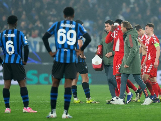 Atalanta – Bayern: O înfrângere umilitoare, dar golul de onoare a stârnit o explozie de bucurie Bayern Munchen a zdrobit Atalanta cu 6-1 într-un meci din optimile de finală ale Champions League, însă golul de onoare marcat de Mario Pasalic în prelungiri a declanșat o sărbătoare neașteptată în rândul fanilor italieni