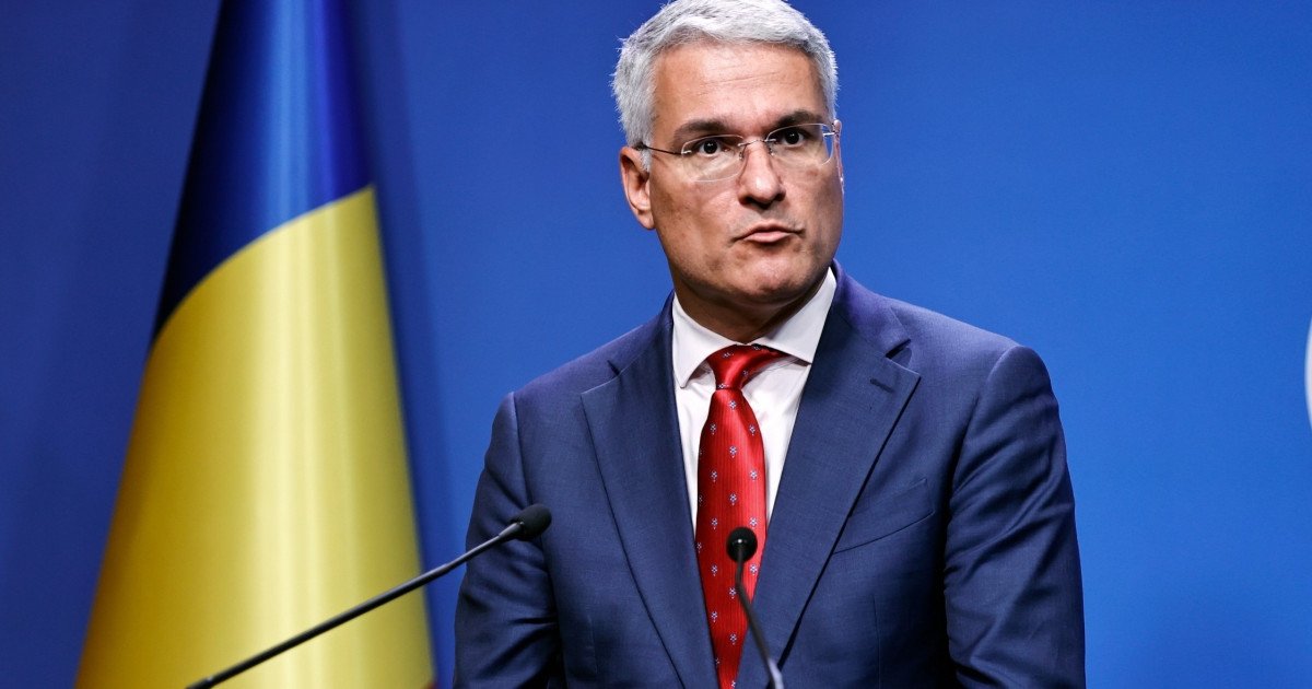 România, aproape de încasarea a peste 3 miliarde de euro din PNRR Ministrul Investițiilor și Proiectelor Europene, Dragoș Pîslaru, a anunțat joi că România se pregătește să primească o sumă importantă de bani din Planul Național de Redresare și Reziliență (PNRR)