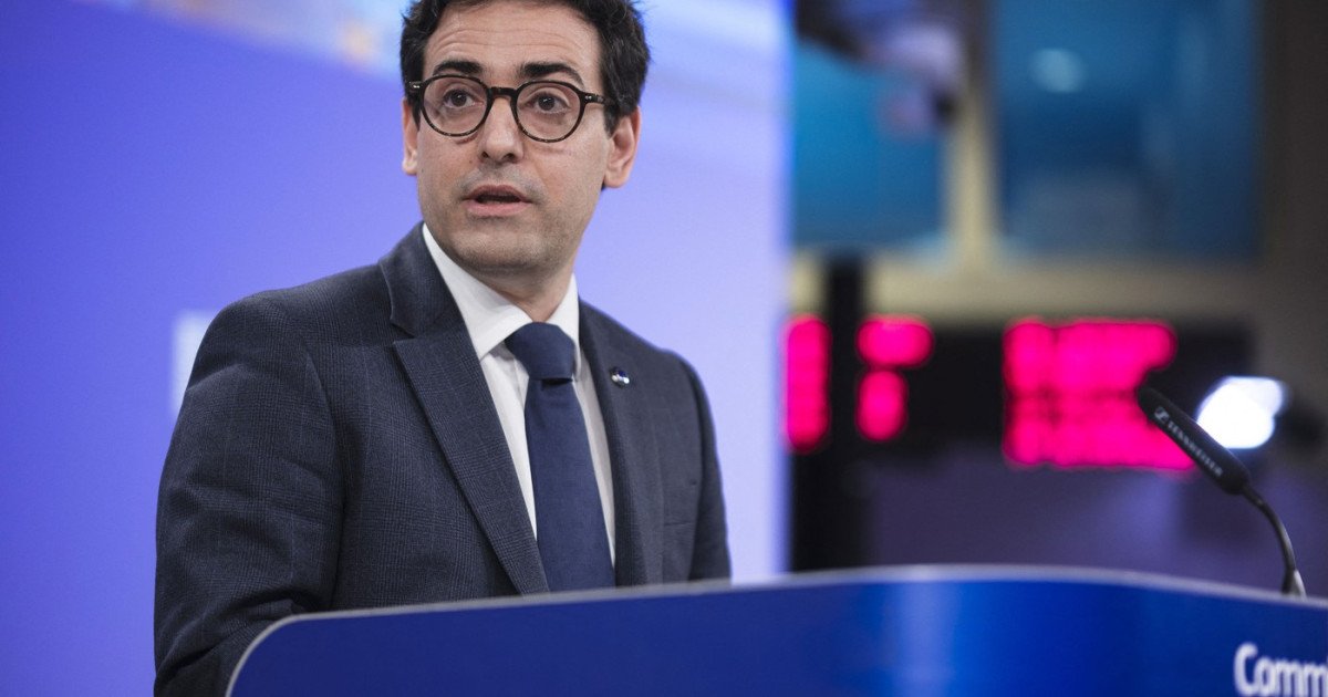 Bruxelles pregătește terenul pentru „Made in Europe”: Un răspuns la provocarea chineză Comisia Europeană a dezvăluit miercuri o serie de propuneri menite să susțină reindustrializarea continentului, punând accentul pe conceptul „Made in Europe”