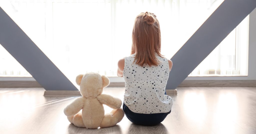 Nou Comitet Independent pentru Cercetarea Autismului, Anunțat de Specialiști Un nou comitet independent, format din cercetători și lideri ai mișcării de susținere a persoanelor cu autism, va fi înființat pentru a stabili prioritățile în cercetarea autismului