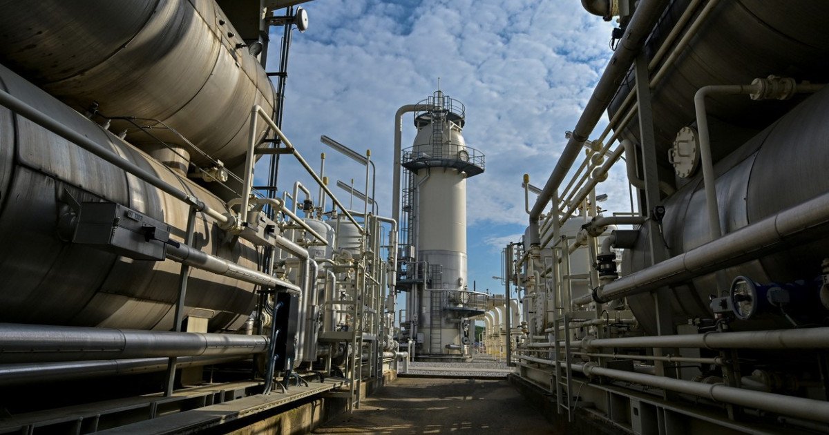 Creșterea vertiginoasă a prețului gazelor îngrijorează economia românească Prețul gazelor naturale pe piața europeană a crescut dramatic în ultima perioadă, cu consecințe potențial grave pentru economia românească