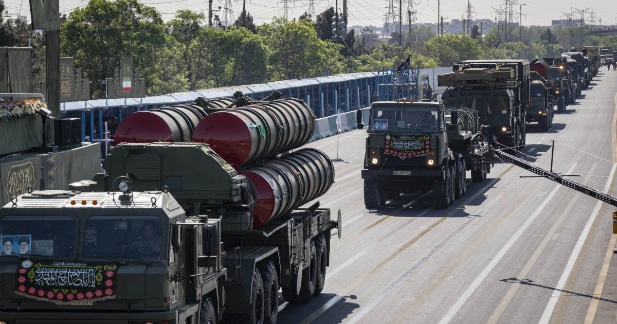 Iranul, pregătit pentru război: Cât timp rezistă Teheranul?