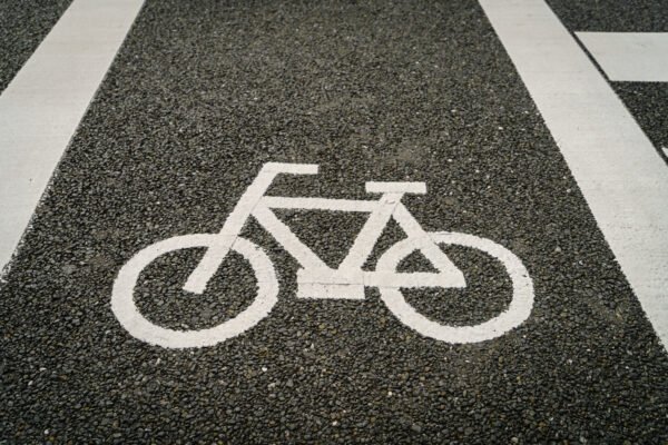 Prețurile carburanților, un impuls pentru biciclete? Producătorii se pregătesc Creșterea prețurilor la benzină și motorină ar putea alimenta o revenire a interesului pentru biciclete ca alternativă de transport