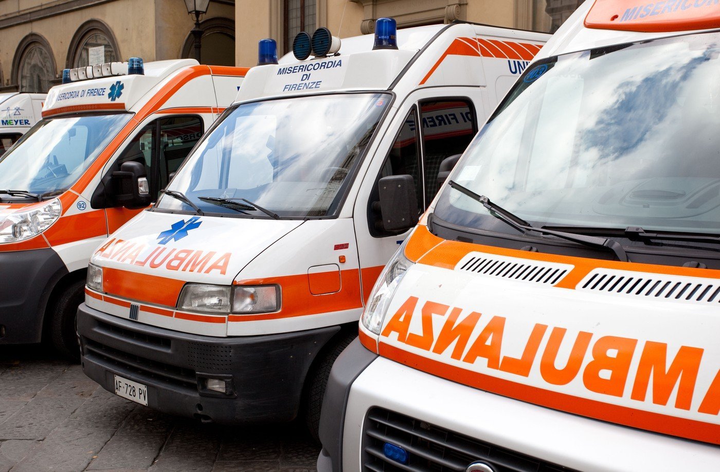 Suspectat de omor calificat, un șofer de ambulanță italian este investigat pentru moartea pacienților Un șofer de ambulanță din Italia este anchetat sub suspiciunea de omor calificat, după ce mai mulți pacienți transportați de acesta au decedat în circumstanțe suspecte