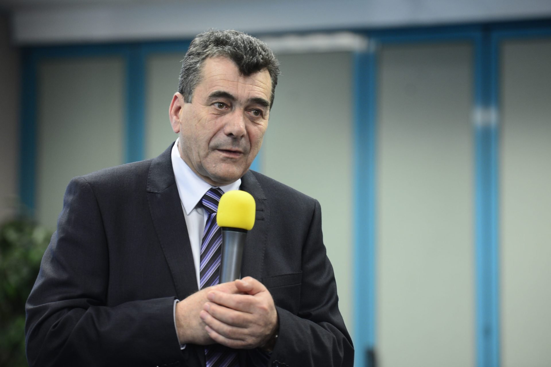 Pâinea, pe cale să se scumpească: creșteri de până la 10% anunțate pentru luna martie Românii s-ar putea confrunta cu o nouă scumpire a pâinii în perioada următoare