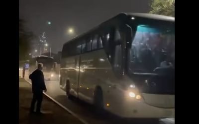 Sute de români repatriați din Orientul Mijlociu prin mecanismul european de protecție civilă Un număr semnificativ de cetățeni români, blocați în Orientul Mijlociu, au fost aduși acasă, luni seară, în urma activării mecanismului RescUE, parte a Mecanismului de Protecție Civilă al Uniunii Europene