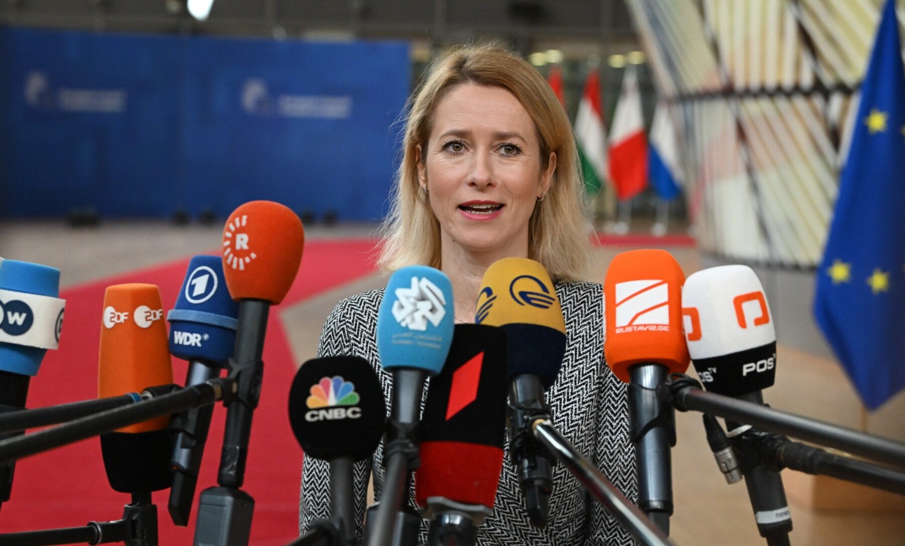 Ucraina, prioritatea zero pentru securitatea europeană, reconfirmă Kaja Kallas Ucraina continuă să reprezinte principala prioritate de securitate pentru Europa, iar Uniunea Europeană își va menține sprijinul și presiunea asupra Rusiei