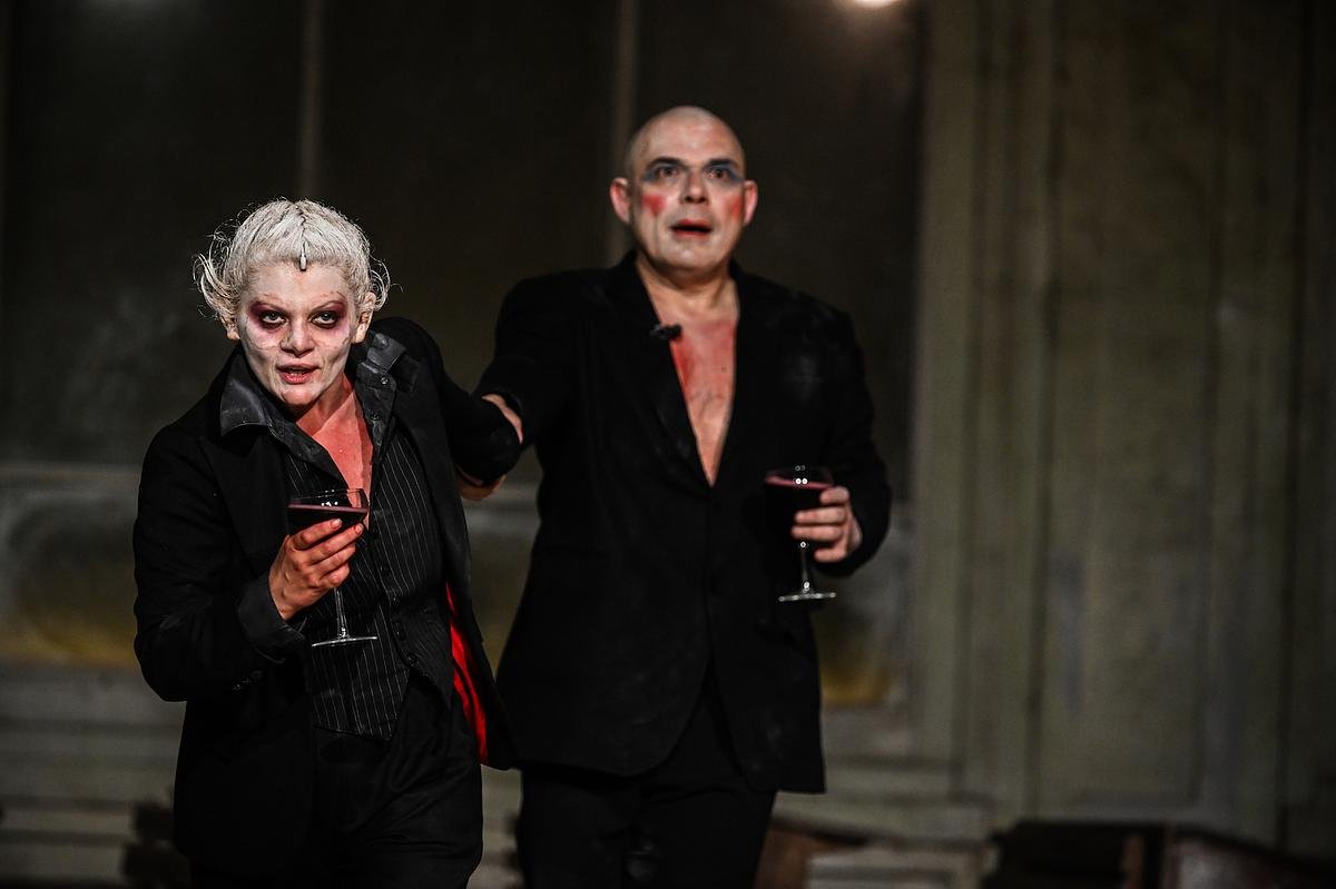 Bilete la Faust. Când vor fi puse în vânzare biletele la una dintre cele mai râvnite piese de teatru din România