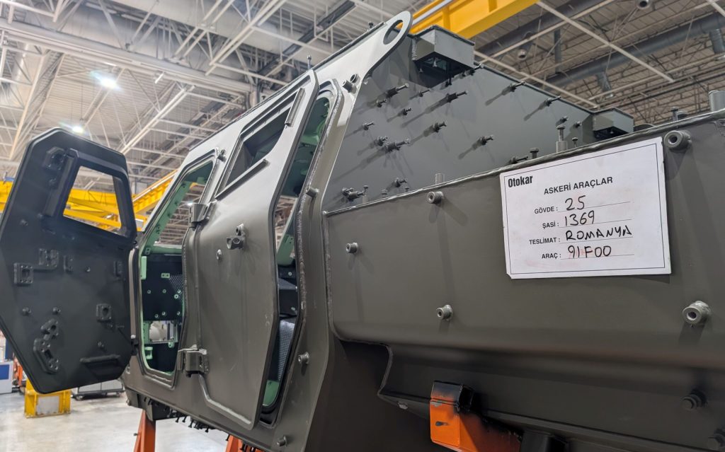 Producția de tehnică militară autohtonă, o prioritate pentru securitatea națională Industria de apărare autohtonă se află într-un moment critic, iar dezvoltarea acesteia este esențială pentru securitatea națională a României