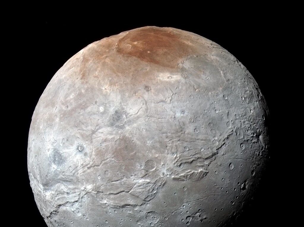 Miliardarul Isaacman reaprinde dezbaterea privind statutul planetar al lui Pluto Miliardarul Jared Isaacman, cunoscut pentru implicarea sa în industria spațială și pentru funcția de administrator al NASA, a reluat recent discuția privind statutul planetei Pluto