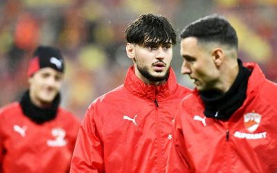 Ca el joc și eu, la vârsta mea! Nu-i pronunț numele, dar