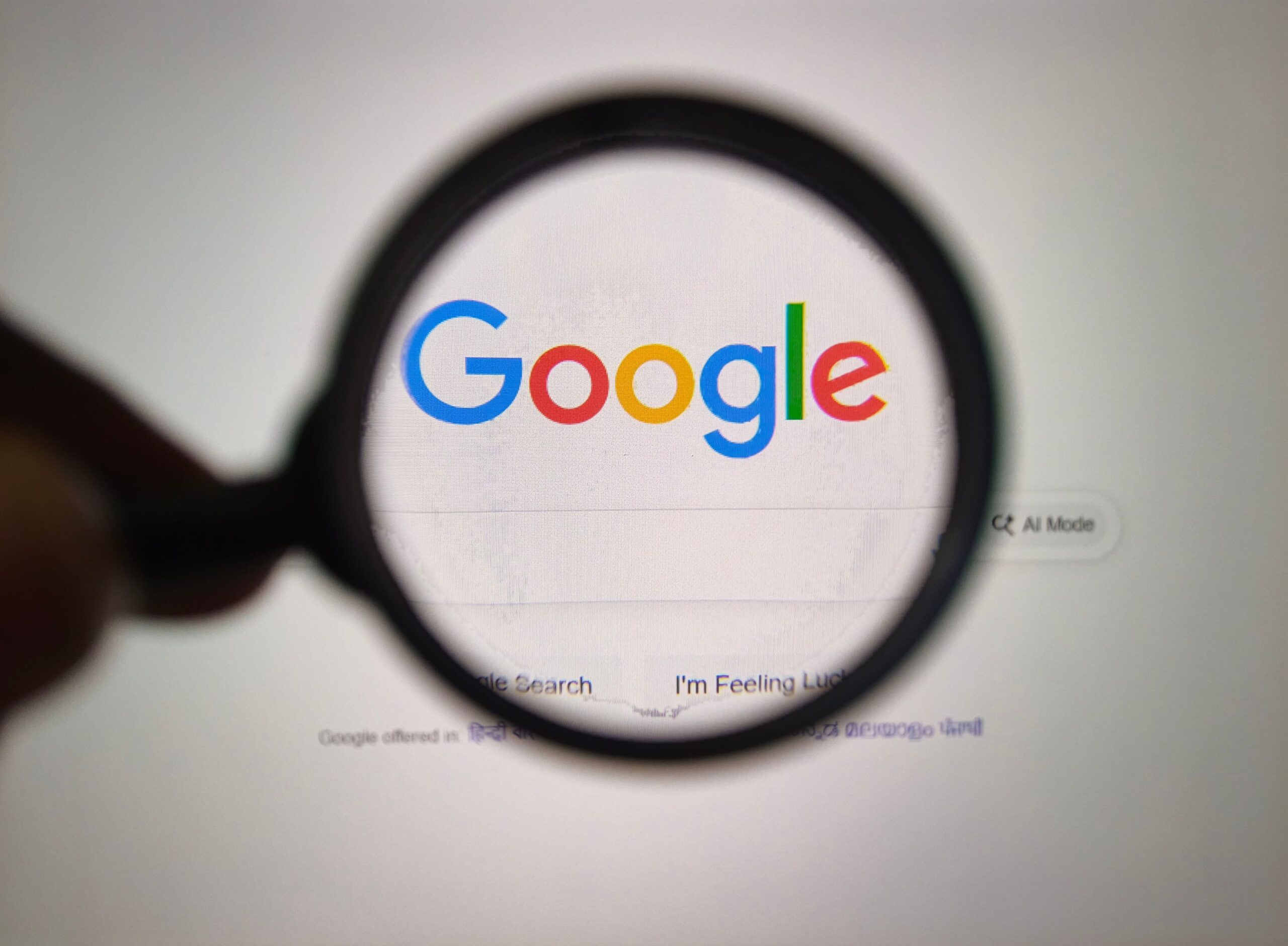 Google oferă ajutor pentru a șterge datele personale online