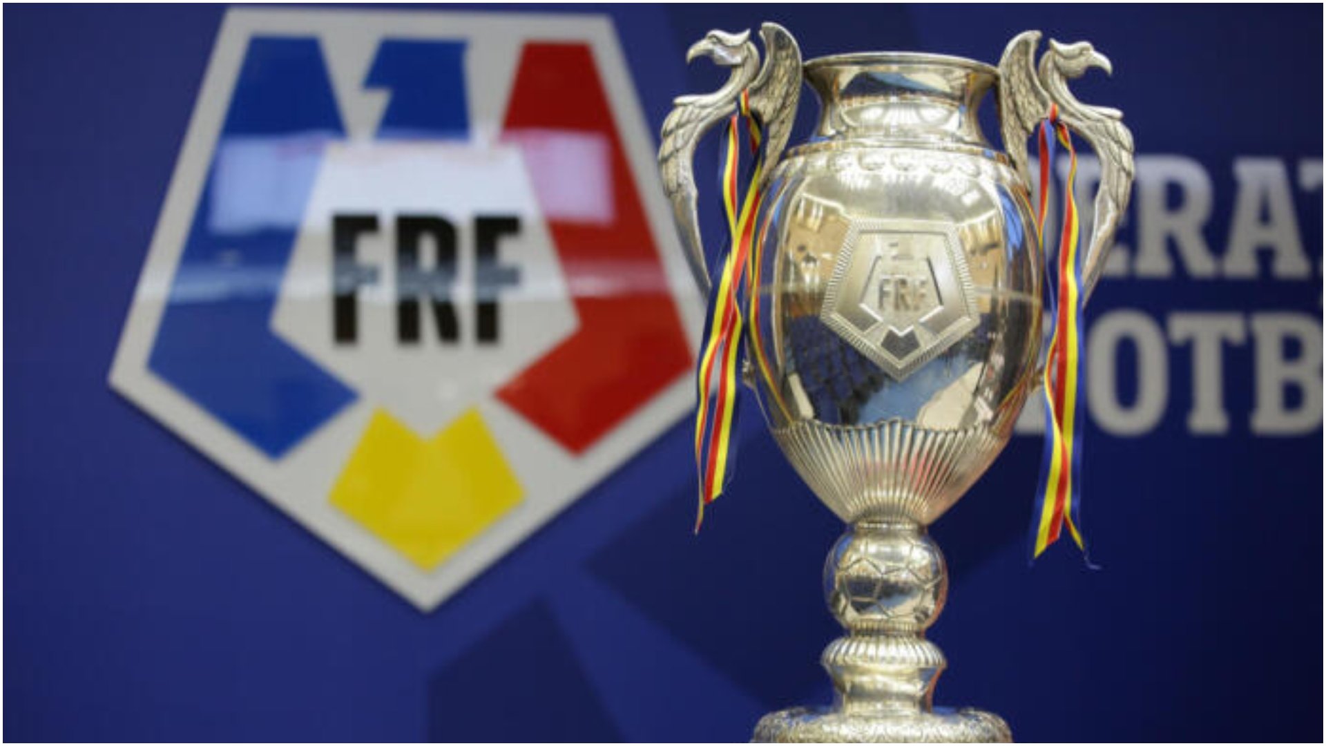 Echipele calificate în semifinalele Cupei României Betano și premiile puse în joc Universitatea Cluj, FC Argeș, Universitatea Craiova și Dinamo sunt cele patru formații care vor lupta pentru un loc în finala Cupei României Betano