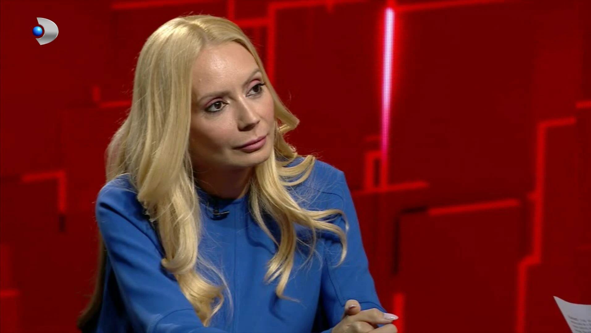 Scandal la repatrierile din Orientul Mijlociu: Irina Ponta, fiica Dacianei Sârbu, exclusă de pe lista de pasageri Un conflict major s-a iscat în contextul repatrierii românilor din Orientul Mijlociu, implicând o acuzație gravă la adresa ministrului de Externe