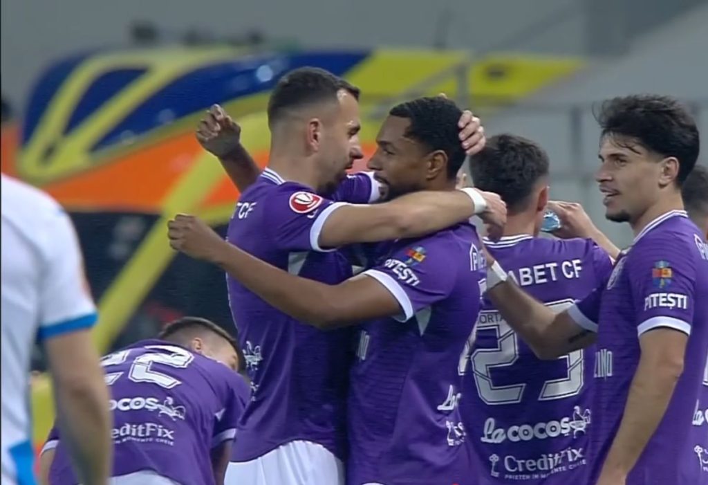 Craiova – Argeș, start cu emoții în play-off-ul Superligii Universitatea Craiova a fost învinsă de FC Argeș cu scorul de 1-0 în prima etapă din play-off-ul Superligii