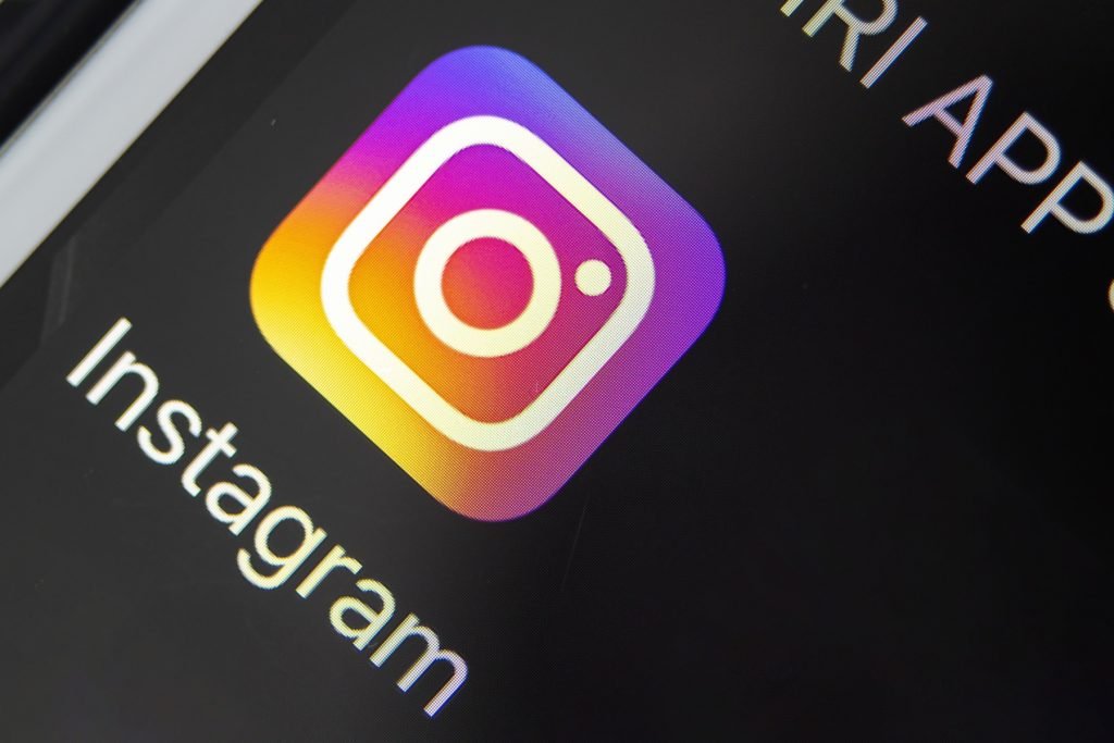Instagram, afectat de o pană majoră la nivel global Platforma de socializare Instagram, deținută de compania Meta, a suferit o întrerupere majoră a funcționării miercuri, afectând utilizatorii din întreaga lume