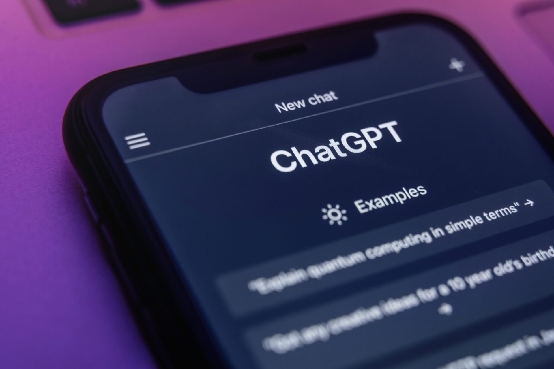 ChatGPT, testat în evaluarea științifică: rezultate îngrijorătoare Un nou studiu a evaluat capacitatea modelului de inteligență artificială ChatGPT de a analiza și evalua ipoteze științifice