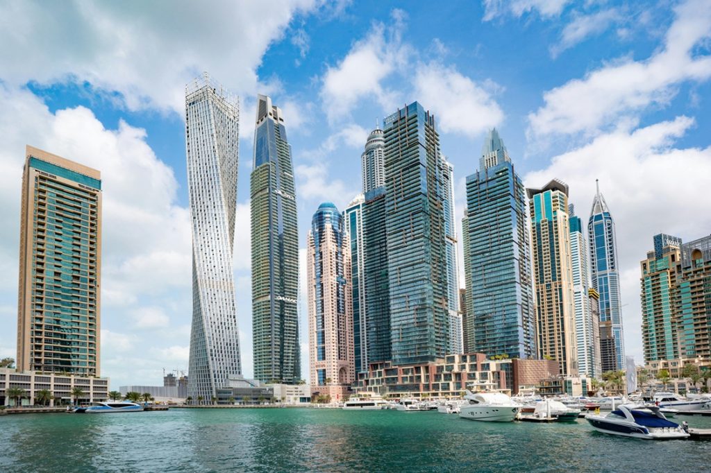 Blocaj aerian în Orientul Mijlociu: Turiștii ruși din Dubai, blocați de conflictul din Iran Consulatul General al Rusiei în Dubai a emis o alertă pentru cetățenii ruși aflați în vacanță în Emiratele Arabe Unite