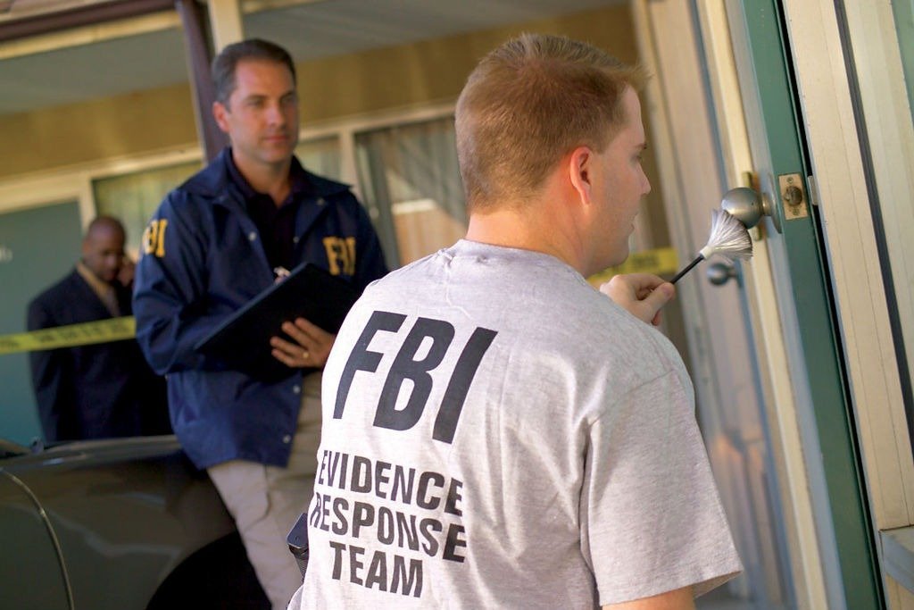 Directorul fbi a demis echipa anti-iran înainte de atacurile americane (surse)