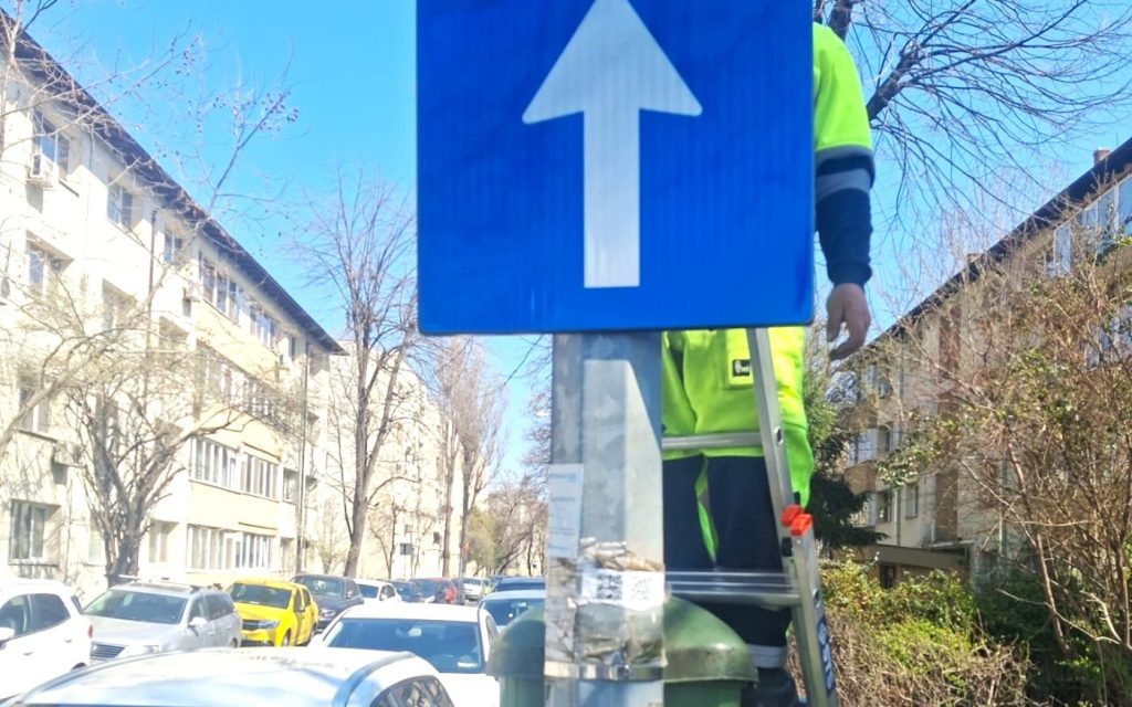 Schimbări în trafic în Sectorul 1: Sens unic pe strada Pecetei și noi locuri de parcare Începând de vineri, 27 martie, șoferii care circulă pe strada Pecetei din Sectorul 1 vor trebui să adapteze modul de conducere