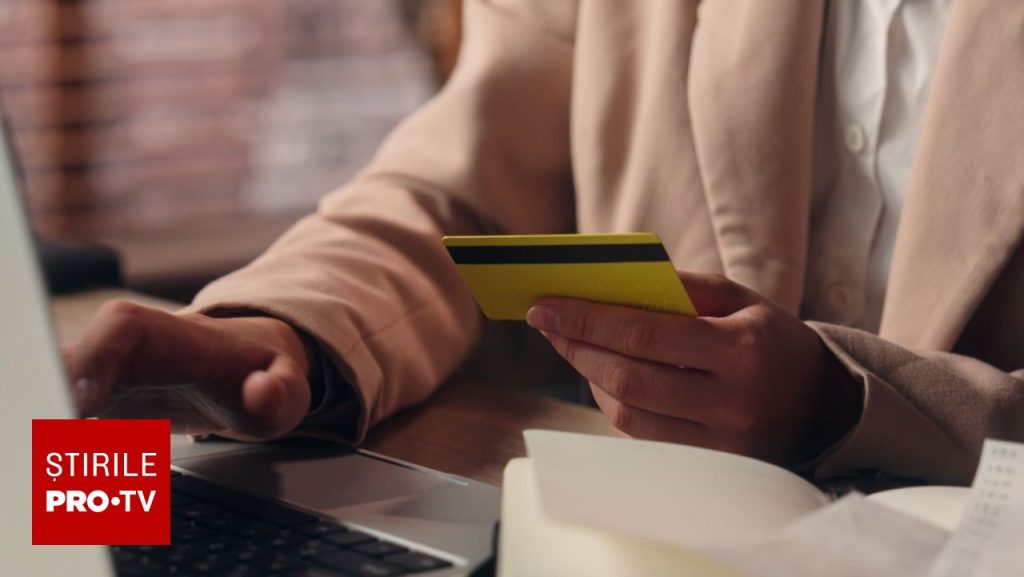 O femeie din Alba Iulia, păgubită cu zeci de mii de lei după o înșelăciune online O femeie de 49 de ani din Alba Iulia a fost victima unei înșelăciuni online, pierzând peste 86.000 de lei din conturile firmei pe care o conduce