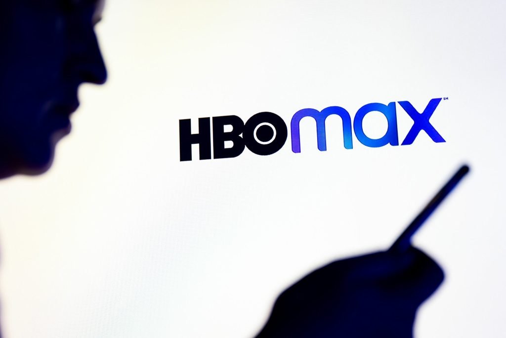 Paramount plănuiește fuziunea platformelor Paramount+ și HBO Max CEO-ul Paramount, David Ellison, a anunțat luni intenția de a combina platformele de streaming Paramount+ și HBO Max într-un singur serviciu