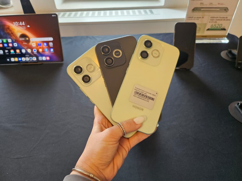 Honor 600 Lite: Un nou telefon care țintește către segmentul superior Honor a lansat pe piața din România modelul 600 Lite, un telefon care promite un design premium, autonomie extinsă și funcții inteligente avansate
