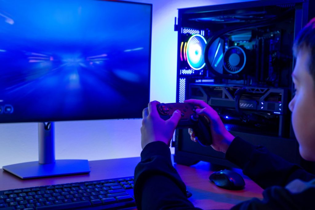 Jocurile video care îți testează limitele sistemului: ghidul gamerului în căutare de performanță În peisajul tehnologic actual, unde inovațiile în domeniul grafic avansează constant, unii dezvoltatori de jocuri împing limitele hardware-ului, creând experiențe vizuale impresionante, dar care solicită resurse considerabile