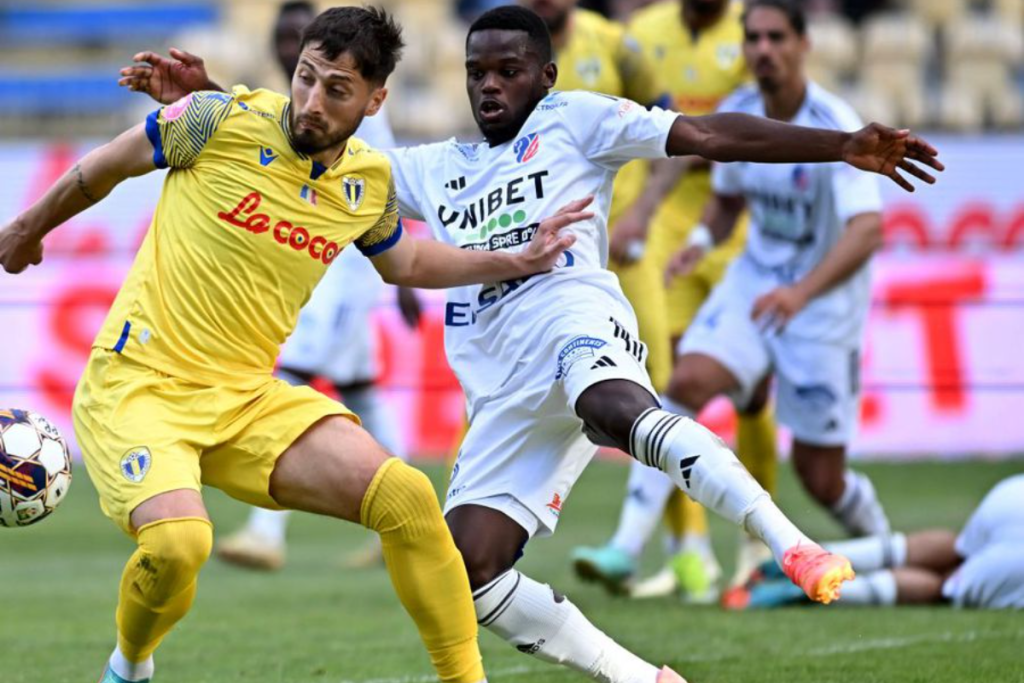 LIVE. FC Botoșani - Petrolul, duel în etapa 30 din Superliga