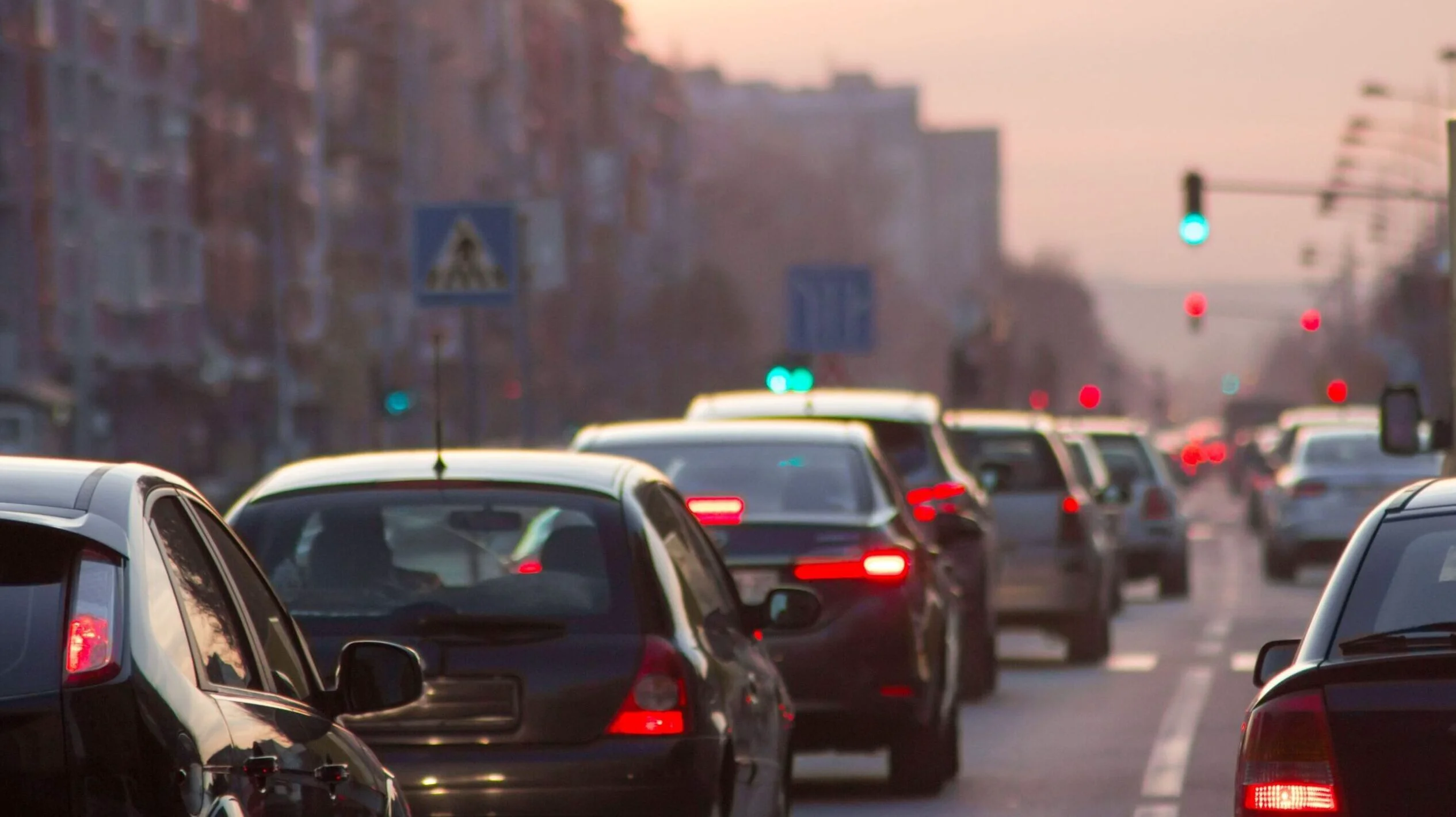 Opțiuni:

2026: Second-hand la preț de nou? Paradox în piața auto. (60 caractere)
Piața auto 2026: Mașini SH la prețuri neașteptate, ca-n reprezentanță. (70 caractere)
Paradox auto în 2026: Second-hand la preț de nou? Ce se întâmplă? (63 caractere)
Anul 2026: Prețuri auto SH similare cu cele de reprezentanță? (50 caractere)
