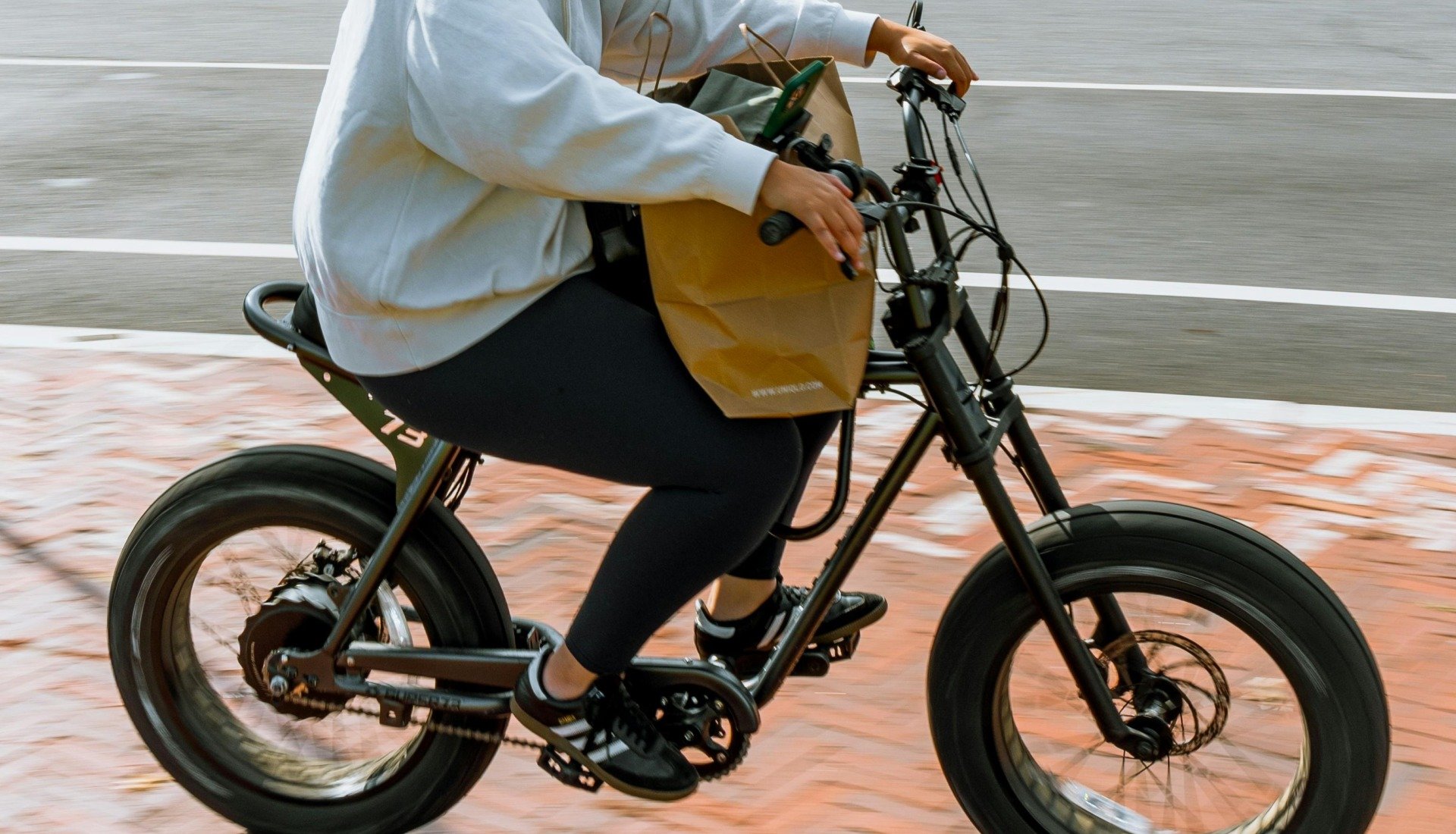 Accident grav în Minnesota: Bicicletele electrice, din nou în centrul atenției Un accident petrecut în statul american Minnesota readuce în discuție siguranța bicicletelor electrice