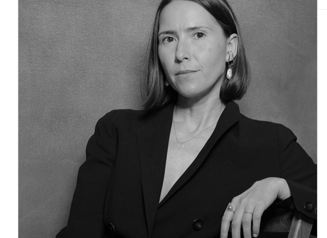 O româncă cucerește Oscarul cu un film scurt îndrăzneț Natalie Musteață, o regizoare și artistă vizuală cu origini românești, a obținut o recunoaștere majoră în lumea cinematografiei, câștigând premiul Oscar pentru cel mai bun scurtmetraj, cu pelicula „Two People Exchanging Saliva”