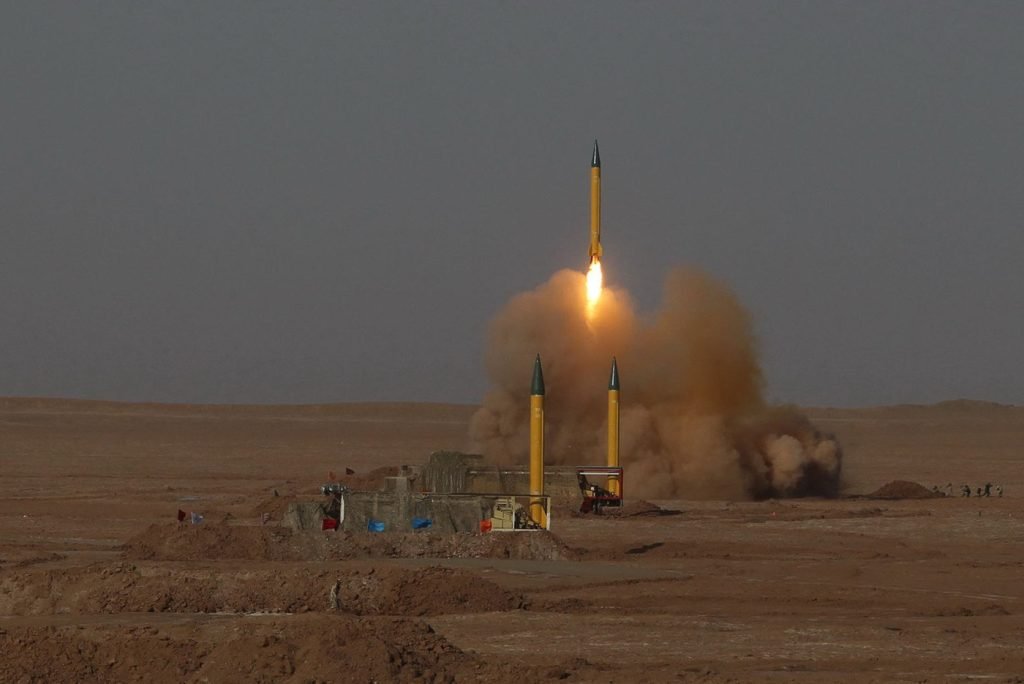 BREAKING. NATO, implicată pentru prima dată în război. Alianța militară a interceptat o rachetă iraniană care se îndrepta spre Turcia / Reacție dură a NATO