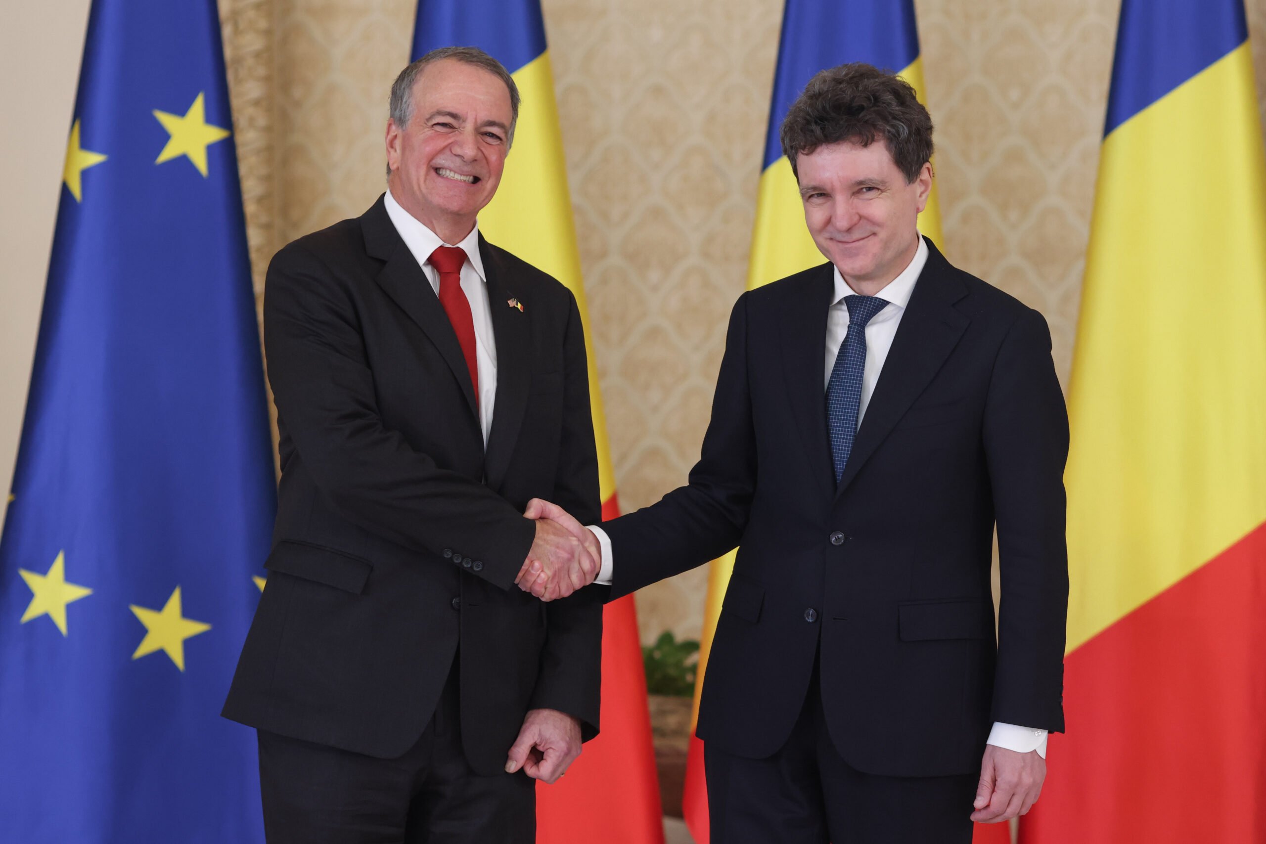 Noul ambasador american a fost acreditat la București Primarul general al Capitalei, Nicușor Dan, l-a primit marți, la Palatul Cotroceni, pe Darryl Nirenberg, noul ambasador al Statelor Unite ale Americii la București