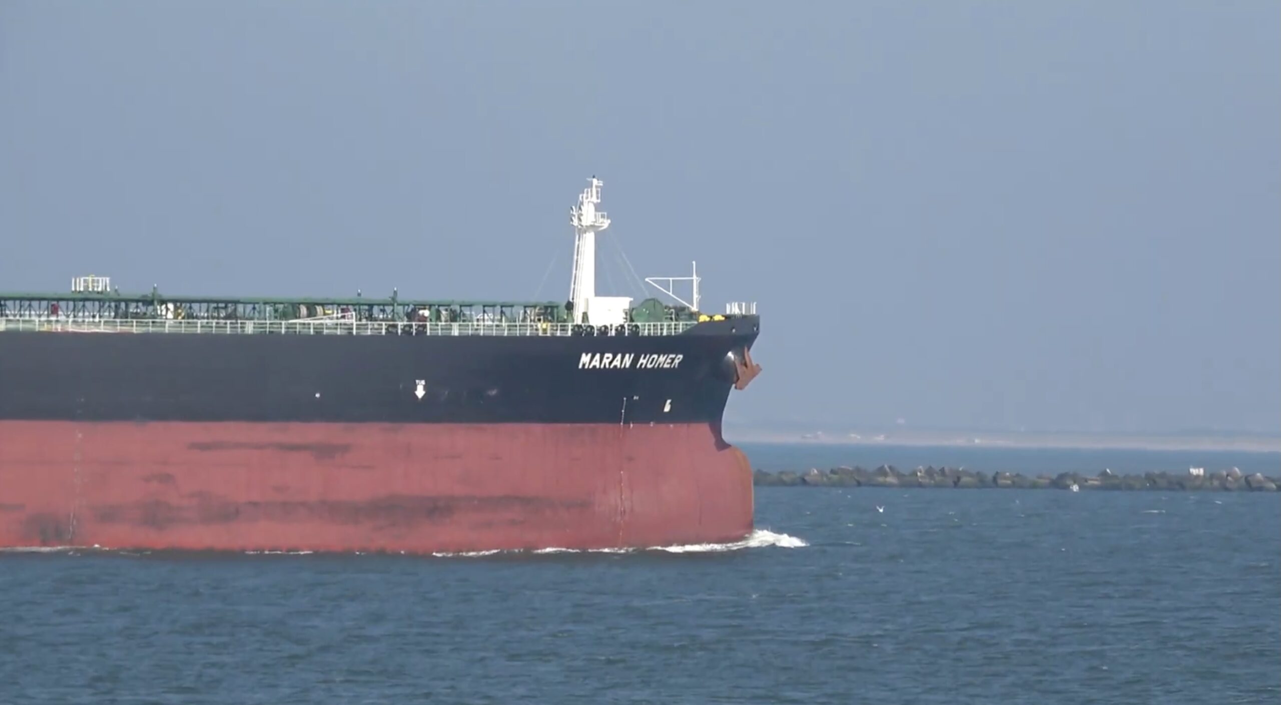 Un petrolier grec, atacat de o dronă în Marea Neagră