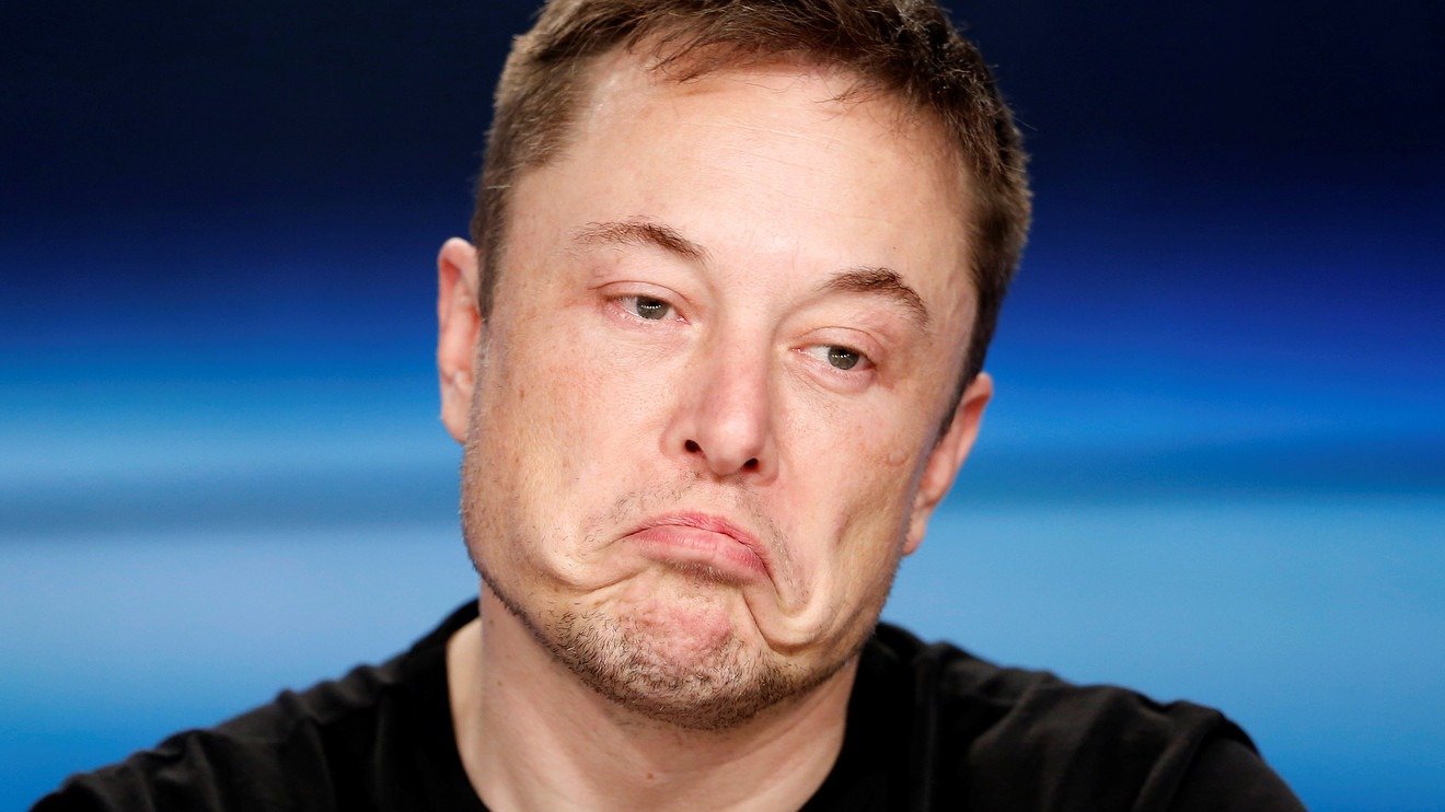 Tesla, din nou în vizorul justiției: mânerele retractabile, puse sub semnul întrebării Un nou proces aduce în prim-plan o problemă de design care ar putea afecta siguranța modelelor Tesla: mânerele retractabile ale ușilor