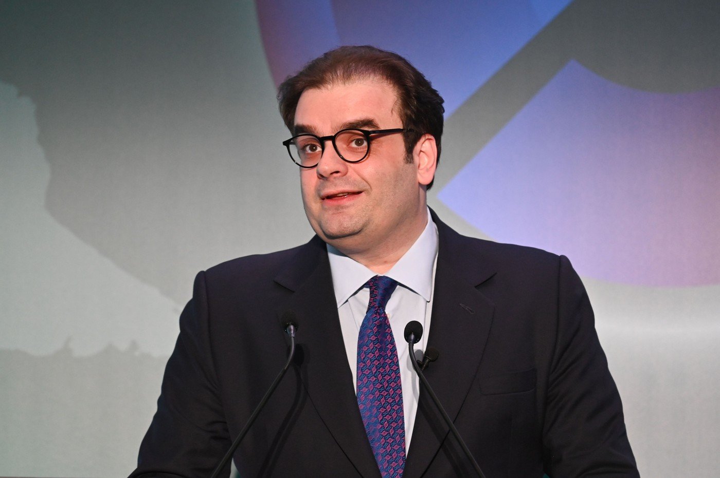 Modelul economic european, la răscruce: Pierrakakis avertizează asupra schimbărilor necesare Modelul economic al Europei, care s-a bazat zeci de ani pe o forță de muncă în expansiune, este în pragul schimbării