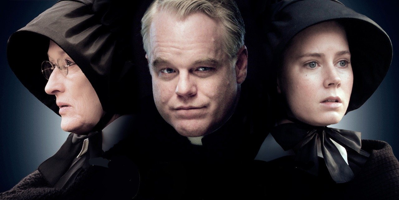 Doubt: O investigație despre suspiciune și adevăr, disponibil pe Netflix Drama „Doubt”, regizată de John Patrick Shanley, zguduie spectatorul cu o poveste despre suspiciune, credință și adevăr, ridicând întrebări incomode despre natura umană