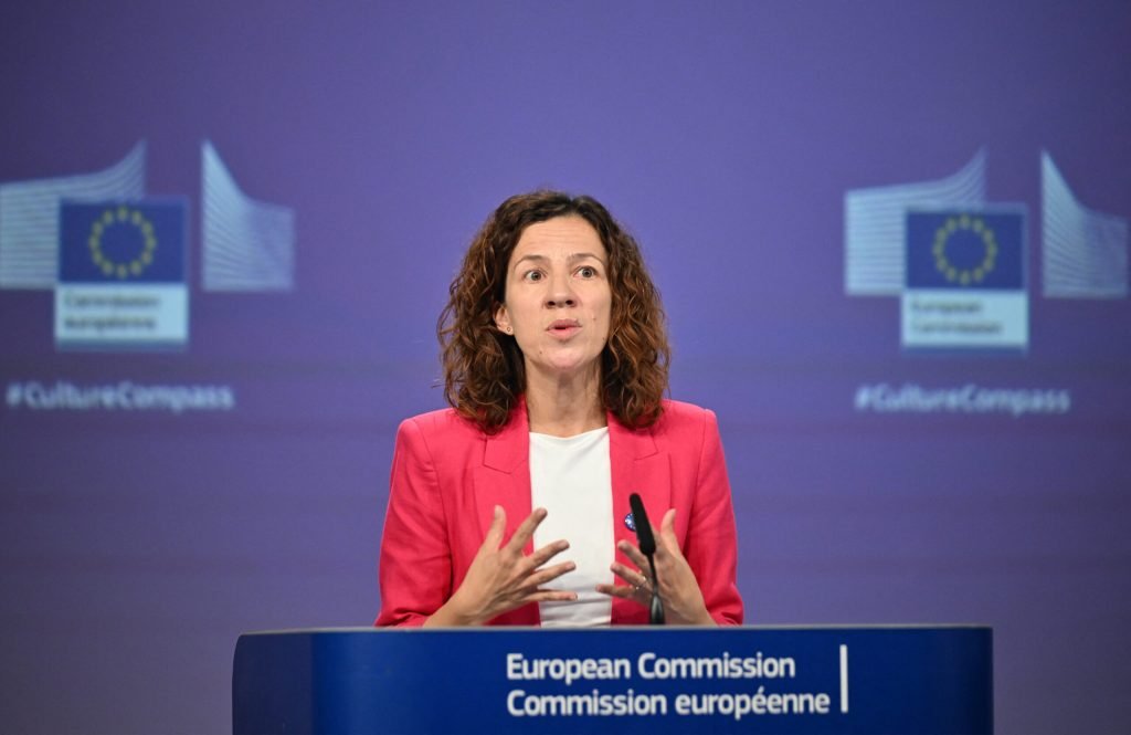 România solicită activarea mecanismului european de protecție civilă pentru repatrierea cetățenilor Roxana Mînzatu, vicepreședinte al Comisiei Europene, a anunțat că România se numără printre statele membre UE care au cerut activarea mecanismului de protecție civilă
