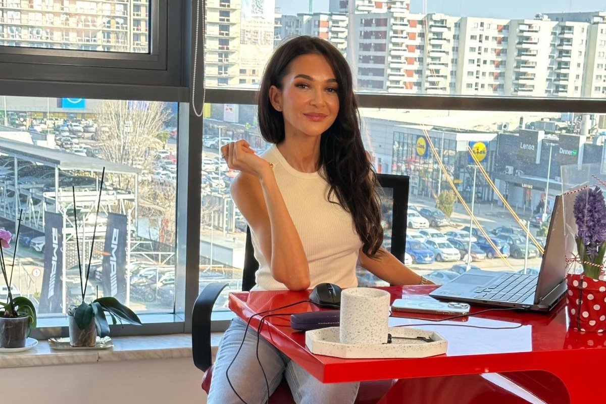 Ruxandra Luca anunță revenirea în lumina reflectoarelor, după o perioadă dificilă Ruxandra Luca, cunoscută publicului pentru proiectele sale, a sugerat o revenire în activitățile publice, după o perioadă de absență