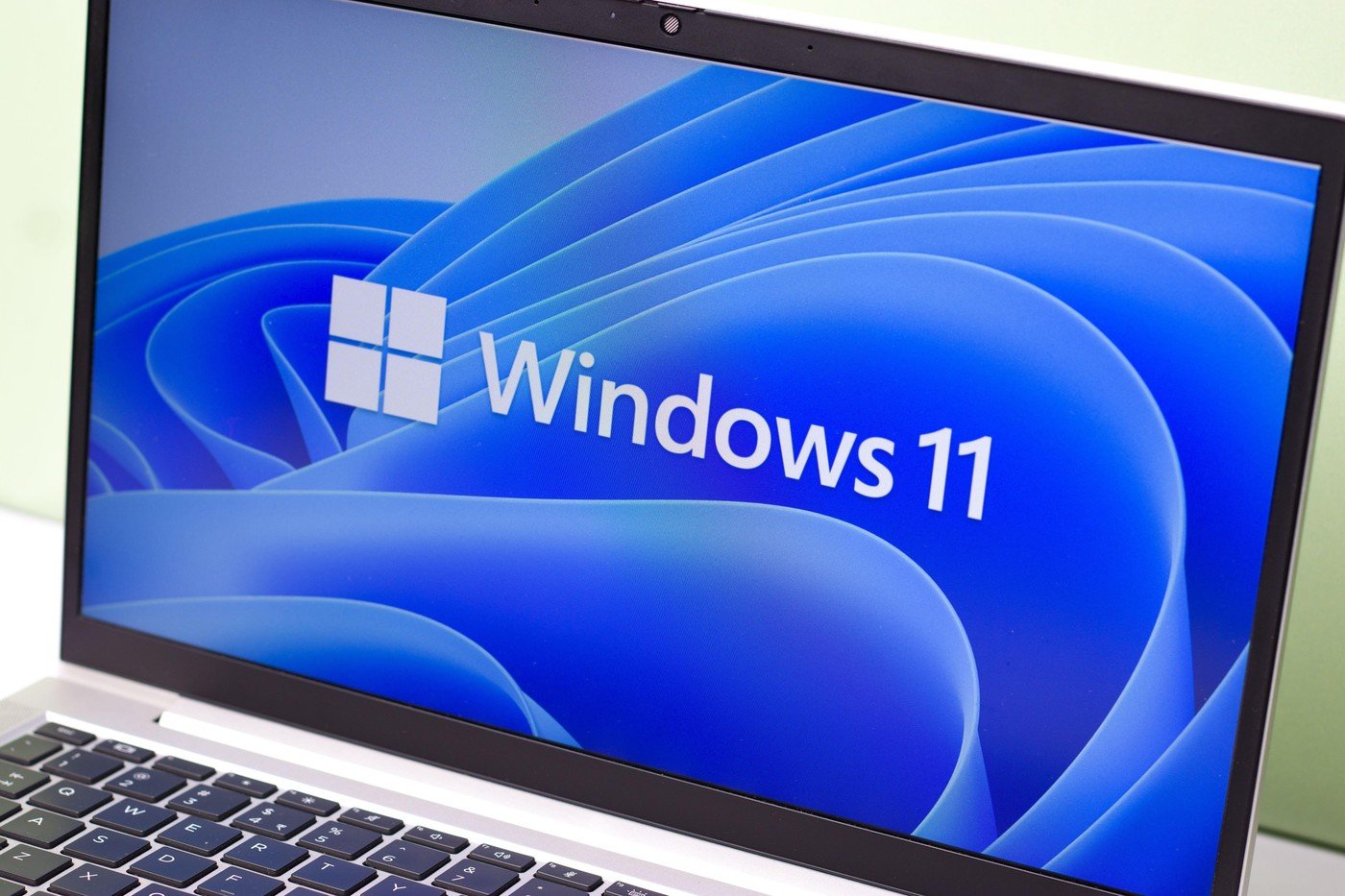 Microsoft promite modificări majore pentru Windows 11, ca răspuns la criticile utilizatorilor Compania Microsoft a anunțat o serie de schimbări importante pentru sistemul de operare Windows 11, ca reacție la nemulțumirile vaste exprimate de utilizatori