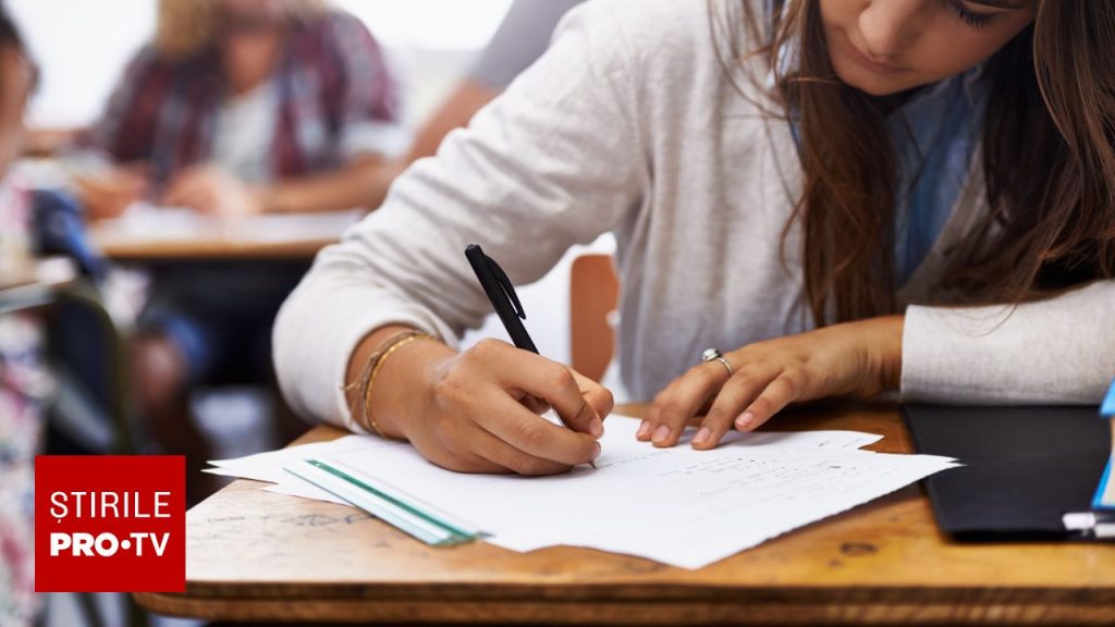 Elevii de clasa a VIII-a susțin astăzi simularea la Limba și literatura română, un test important înaintea Evaluării Naționale