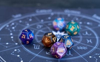 shutterstock-neirfy-horoscope-zodiac-circle-with-divination-dice_69826100.jpg - JurnalUrban